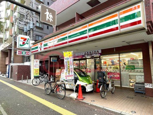 セブン-イレブン 福岡荒戸店の画像