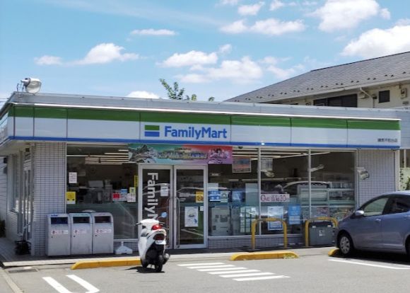 ファミリーマート 練馬平和台店の画像