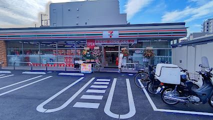 セブンイレブン 武蔵境駅南店の画像