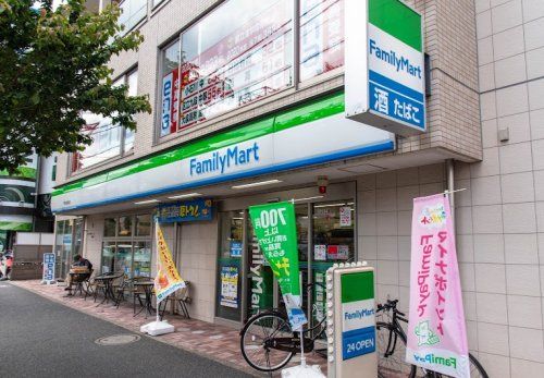 ファミリーマート 平和台駅前店の画像