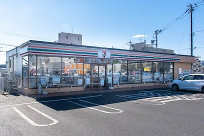 セブンイレブン 秋川駅東店の画像