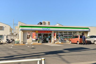ファミリーマート 小平上水南町店の画像