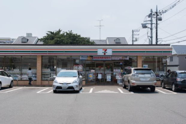 セブンイレブン 小平仲町店の画像