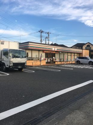 セブンイレブン 多摩和田店の画像