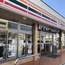 セブンイレブン 高松上福岡町店の画像