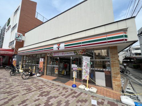 セブンイレブン 大阪鴫野東3丁目店の画像