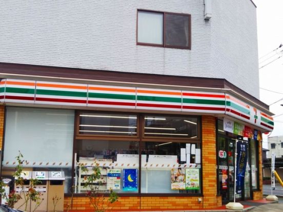 セブンイレブン 福山道三町店の画像