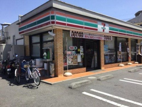 セブンイレブン 川崎武蔵中原店の画像