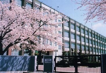 名古屋市立駒方中学校の画像