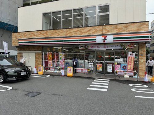 セブンイレブン 吹田江坂町2丁目店の画像