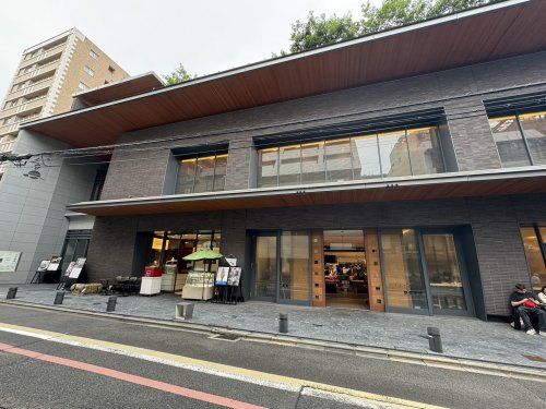 京都八百一本館の画像