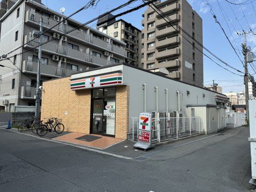 セブンイレブン 大阪都島本通2丁目店の画像