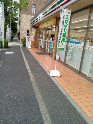 セブンイレブン 吉祥寺立教通り店の画像