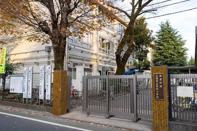 三鷹市立第四小学校の画像