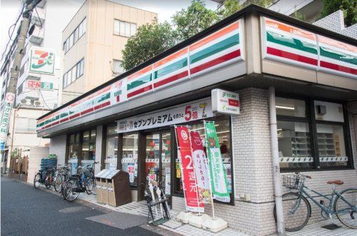 セブンイレブン 南台店の画像