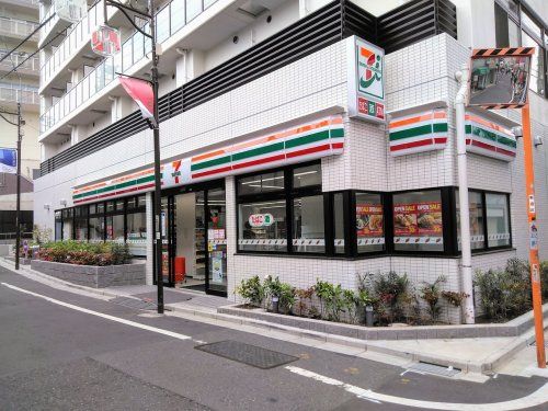 セブンイレブン 新宿中井駅前通り店の画像