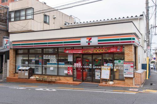 セブンイレブン 新宿神楽坂駅西店の画像