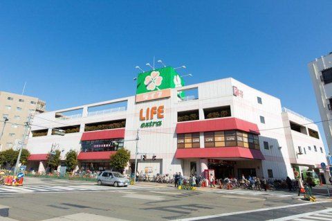 ライフ 千川駅前店の画像