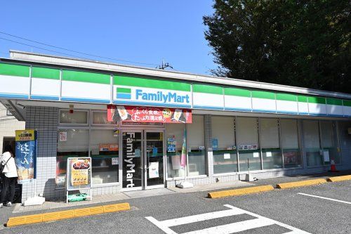 ファミリーマート 都立家政店の画像