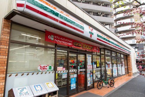 セブンイレブン 西早稲田1丁目店の画像