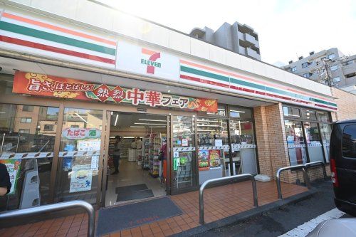 セブンイレブン 新宿下落合駅北店の画像