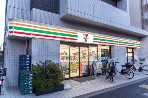 セブンイレブン 杉並和田3丁目東店の画像