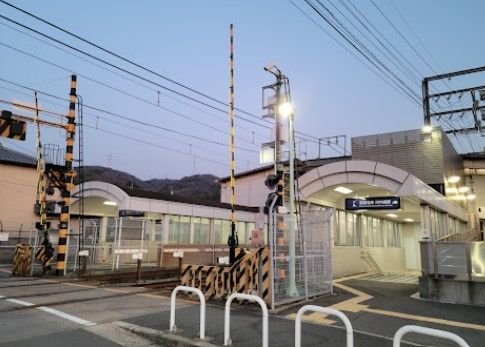 河内森駅の画像