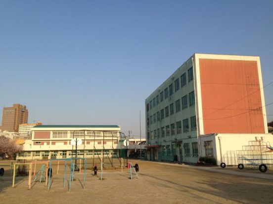 名古屋市立大坪小学校の画像