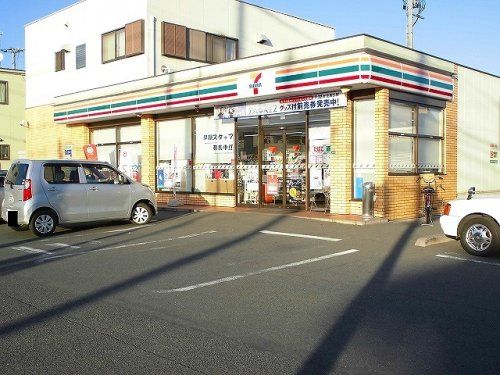 セブンイレブン 福山東手城3丁目店の画像