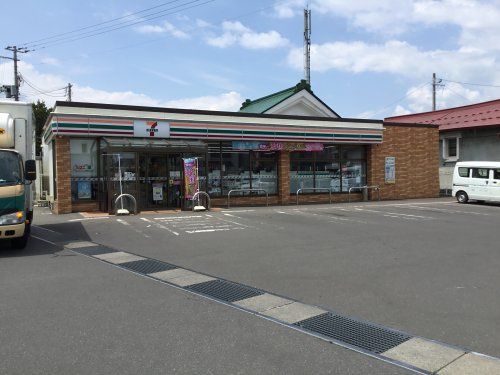 セブンイレブン 弘前取上2丁目店の画像