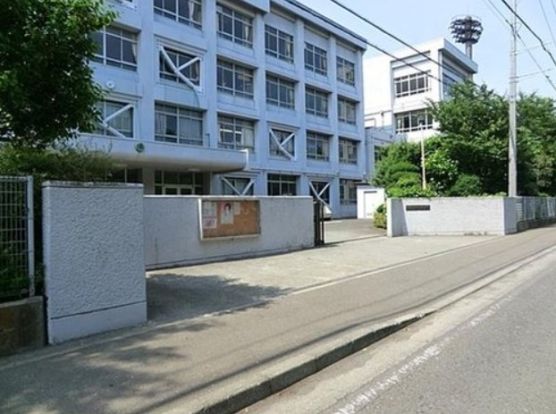 藤沢市立秋葉台中学校の画像