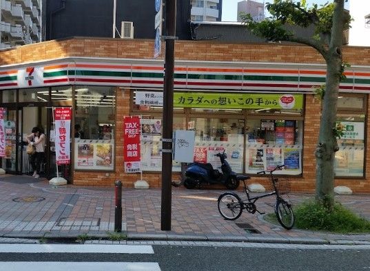 セブンイレブン 横浜伊勢佐木町7丁目店の画像