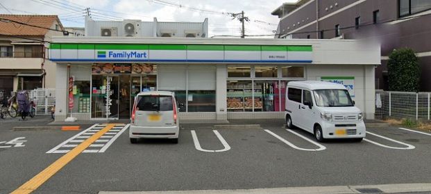 ファミリーマート 新高小学校前店の画像