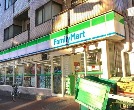 ファミリーマート 滝野川五丁目店の画像