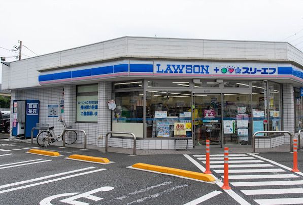 ローソン・スリーエフ 練馬谷原店の画像