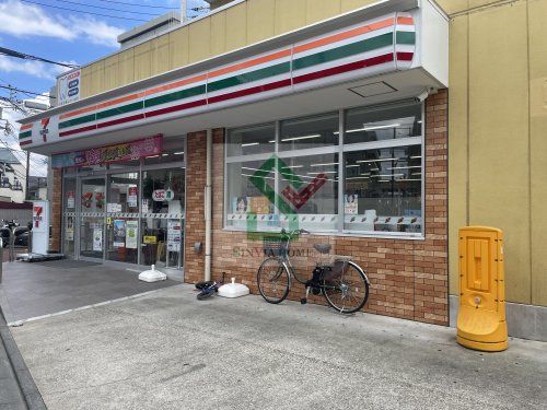 セブンイレブン練馬大泉学園駅前東店の画像