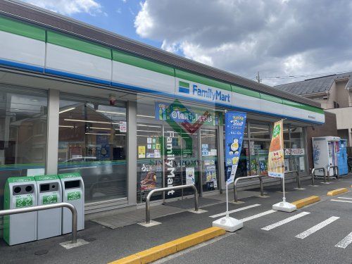 ファミリーマート練馬西税務署前店の画像