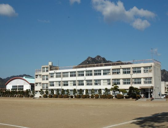 防府市立佐波中学校の画像