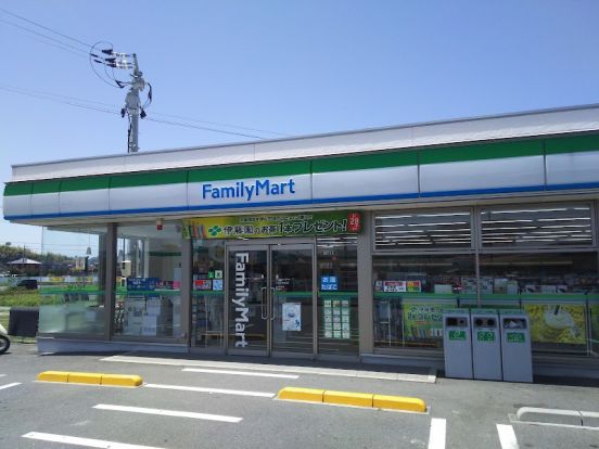 ファミリーマート 平生町角浜店の画像