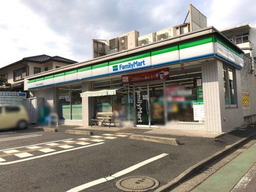 ファミリーマート 町田あけぼの病院前店の画像