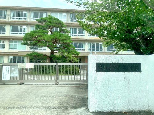 浜松市立芳川小学校の画像