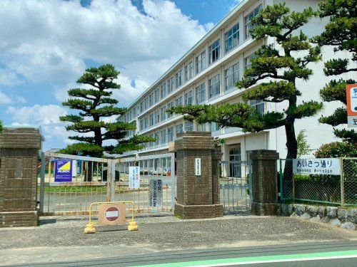 浜松市立笠井小学校の画像