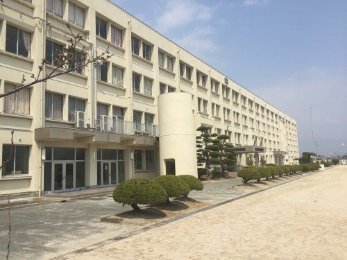 防府市立華陽中学校の画像