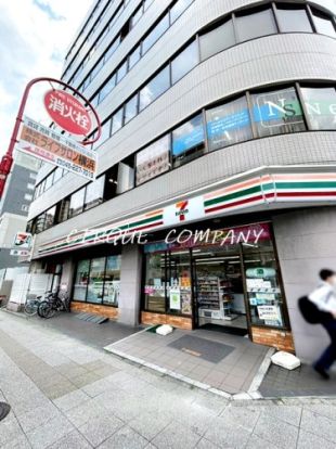 セブンイレブン 伊勢佐木長者町駅前店の画像