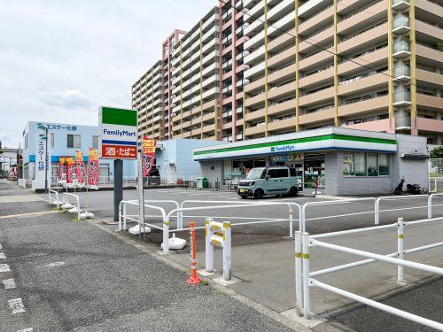 ファミリーマート 東大和桜が丘二丁目店の画像