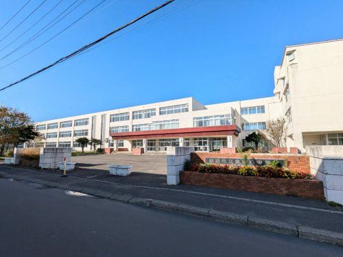 鳥取西中学校の画像