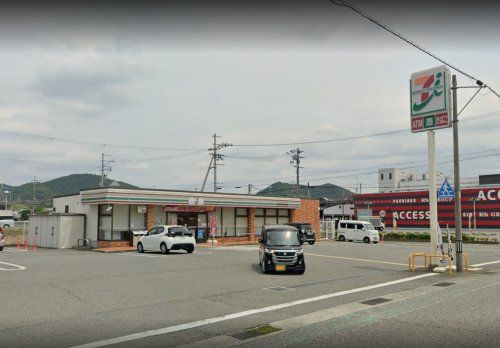 セブンイレブン 西脇和布町店の画像