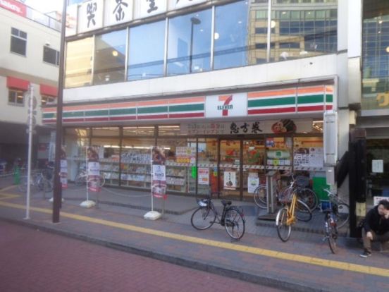 セブンイレブン 大田区西蒲田8丁目店の画像