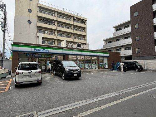 ファミリーマート杉並下高井戸二丁目店の画像