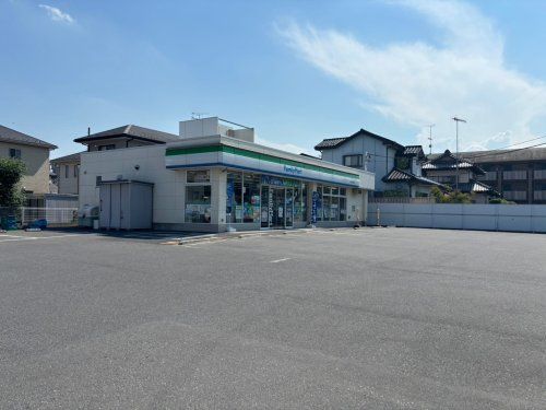 ファミリーマート熊谷美土里町店の画像